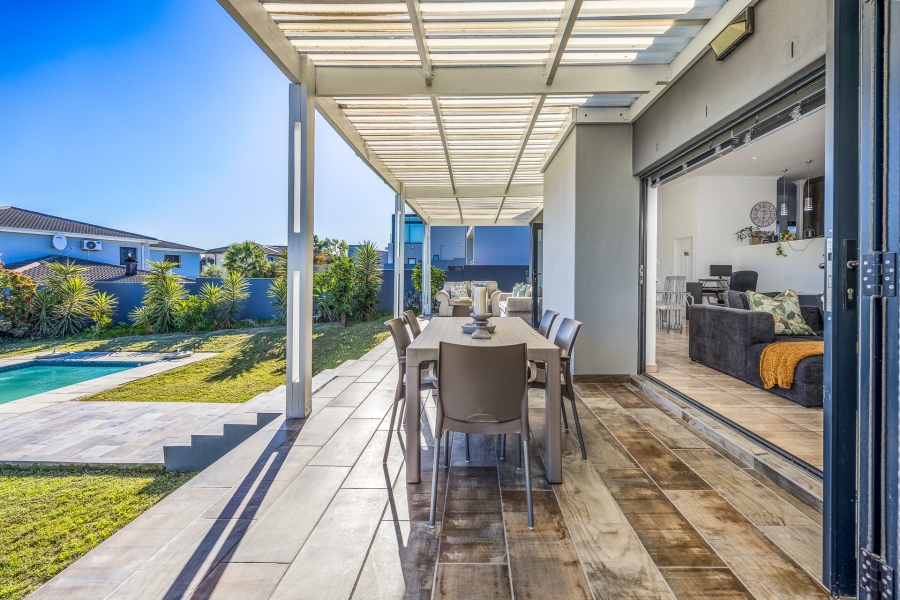 3 Bedroom Property for Sale in Deo Gracia Western Cape